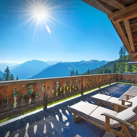 Luxurious In - Your Perfect Mountain Retreat *